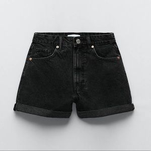 Zara Mom fit black jean shorts
